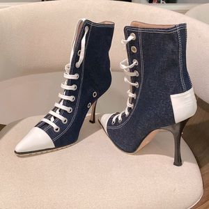 Super cute Manolo Ankle Boots